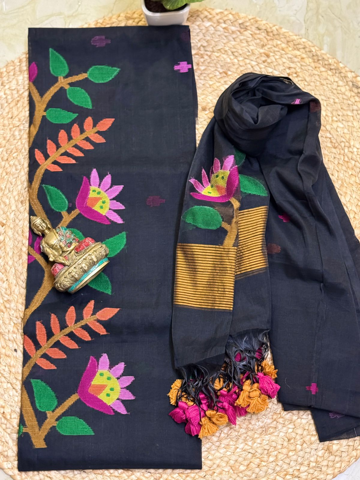 Muslin jamdani top dupatta black