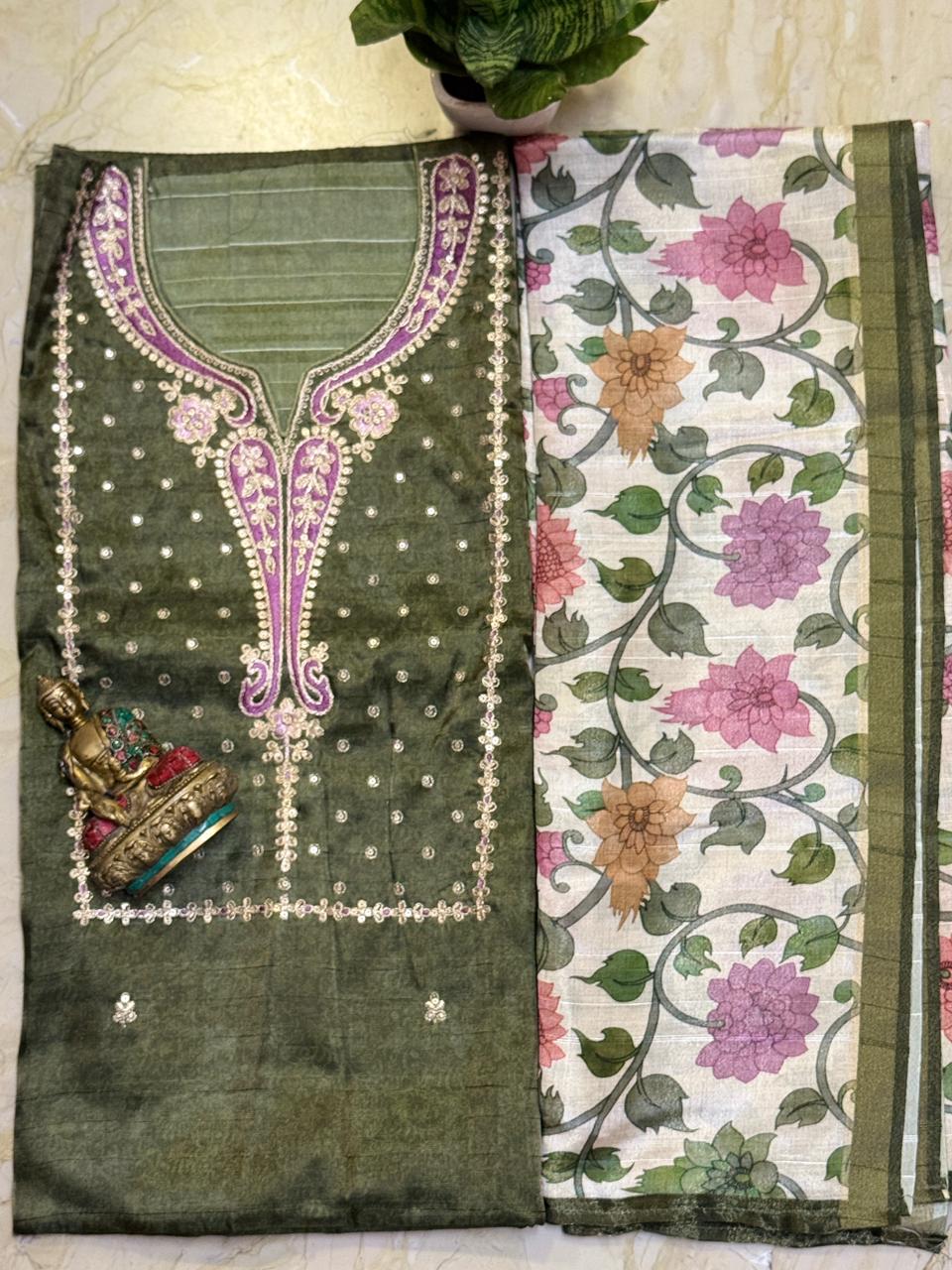 Fine Shimmer tissue embroidery kurta with Kalamkari printed dupatta