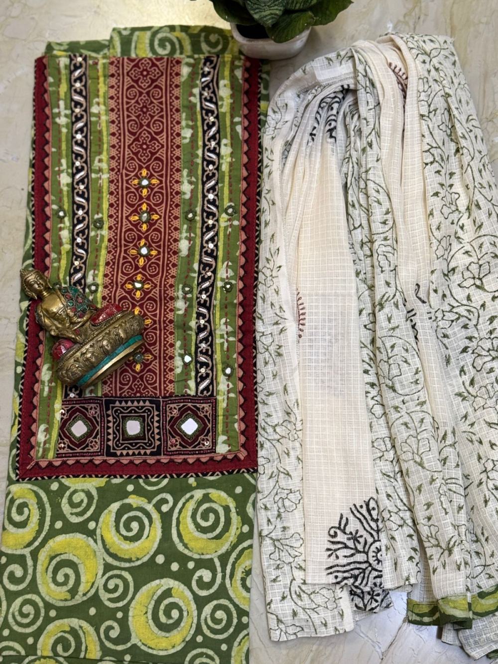 Semi tussar silk kurta with Kalamkari digital print dupatta