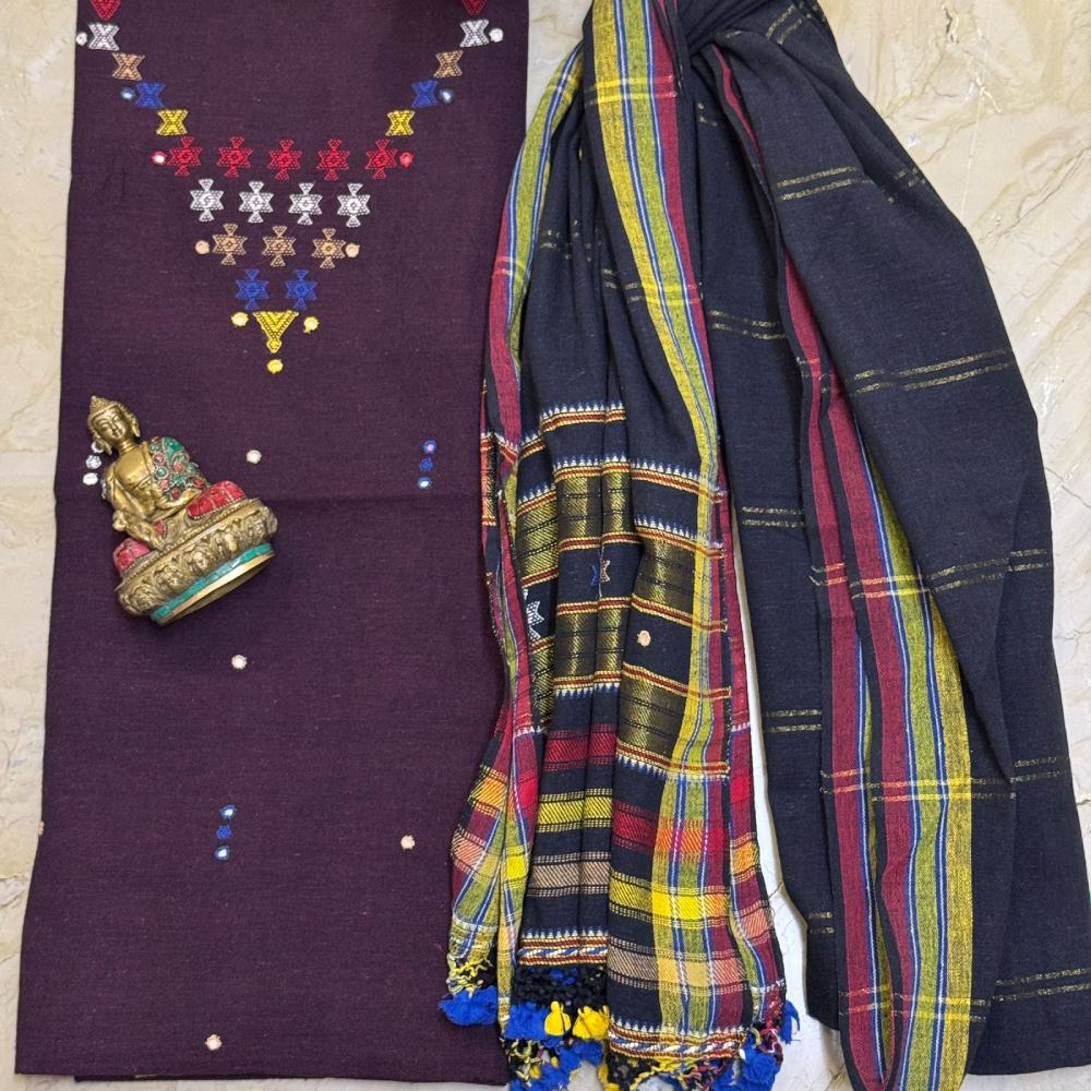 Bhujodi Handloom Kala Cotton Kurta & Dupatta with Colorful Handmade Tassels