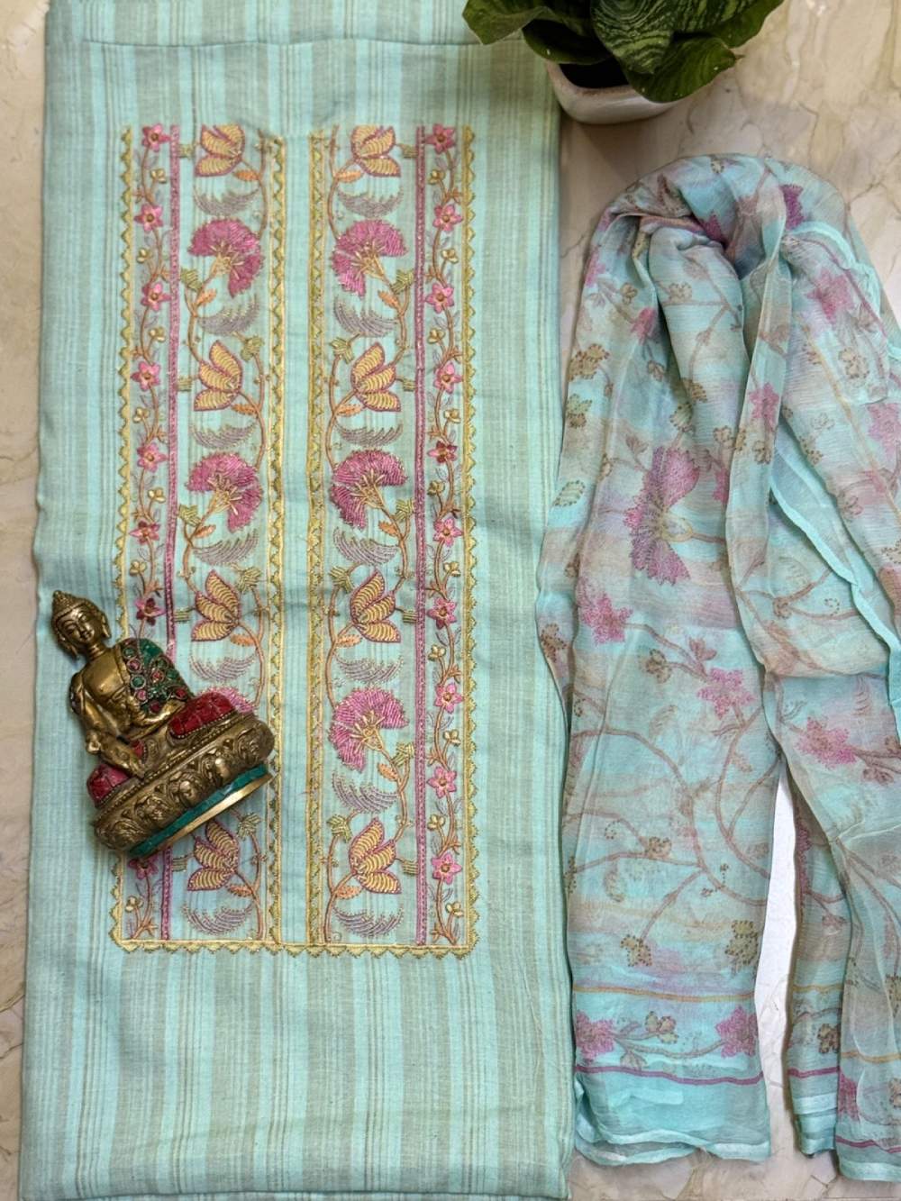 Khadi cotton kurta with chiffon dupatta & cotton bottom