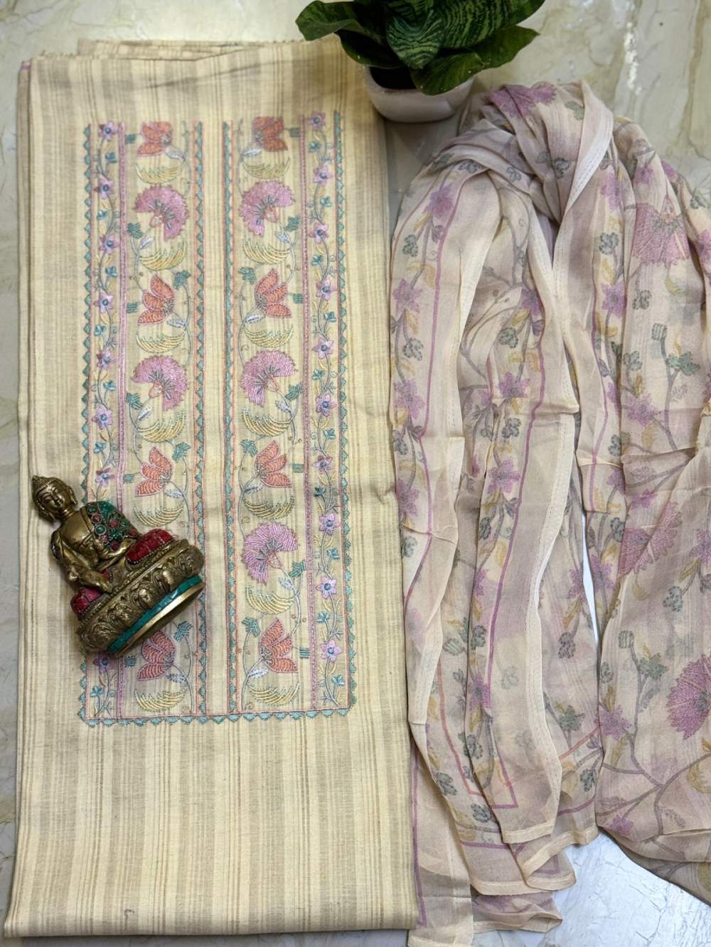 Khadi cotton kurta with chiffon dupatta & cotton bottom